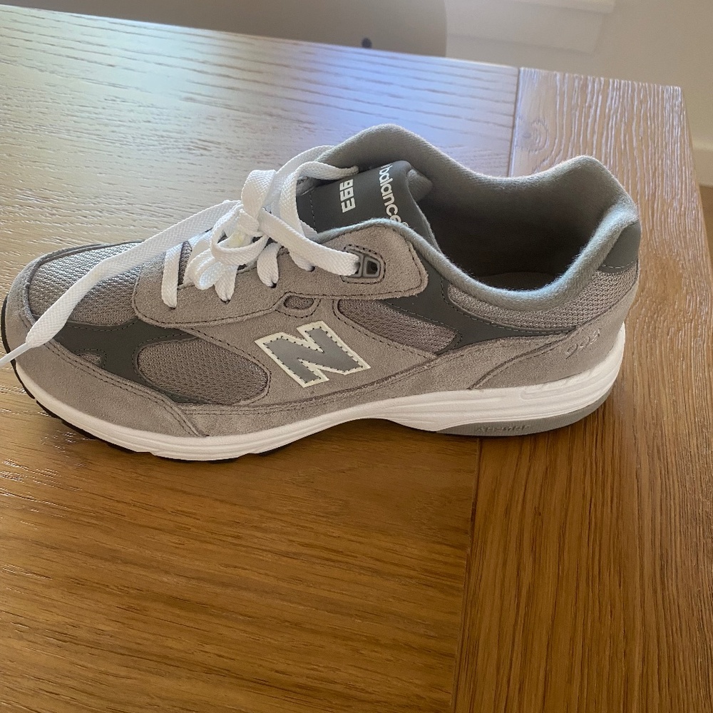 New Balance 993 - Grey - Size 7 Medium (never worn)